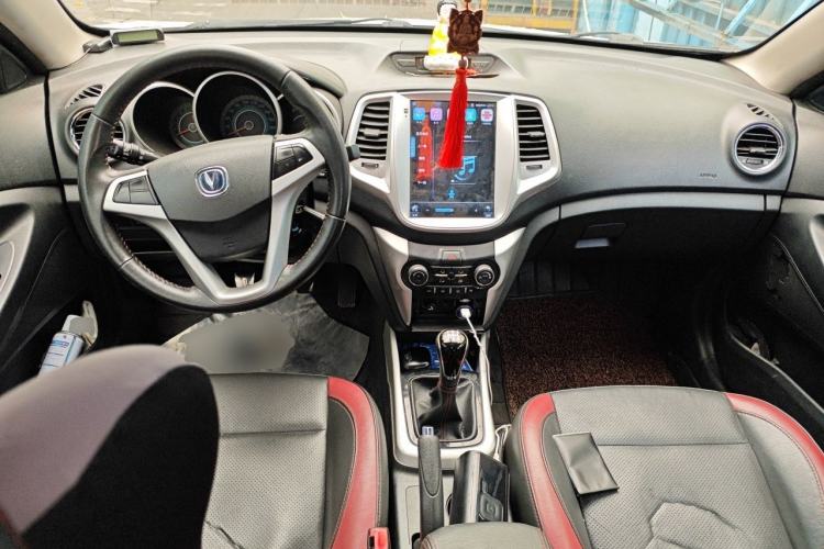 Used CHANGAN Eado 2013 1.6L Manual Junku Model China V Standard Center Console