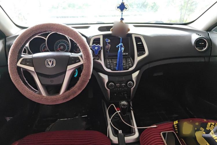 Used CHANGAN Eado 2013 1.6L Manual Junkuo Model China IV Standard Center Console