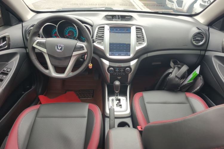 Used CHANGAN Eado 2013 1.6L Automatic Junku Model China IV Standard Center Console