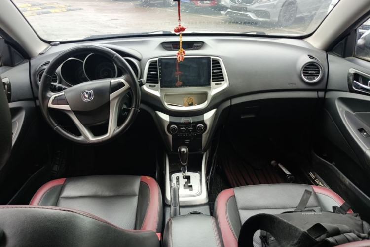 Used CHANGAN Eado 2013 1.6L Automatic Junku Model China IV Standard Center Console