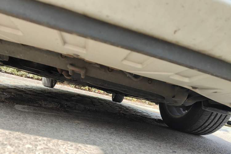 Used CHANGAN Eado 2013 1.6L Manual Junkuo Model China IV Standard Chassis Front