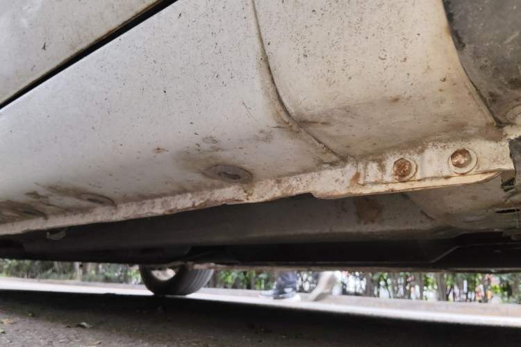 Used CHANGAN Eado 2013 1.6L Manual Junku Model China V Standard Chassis Front Right