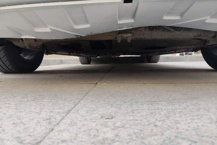 Used CHANGAN Eado 2013 1.6L Manual Junkuo Model China IV Standard Chassis Front