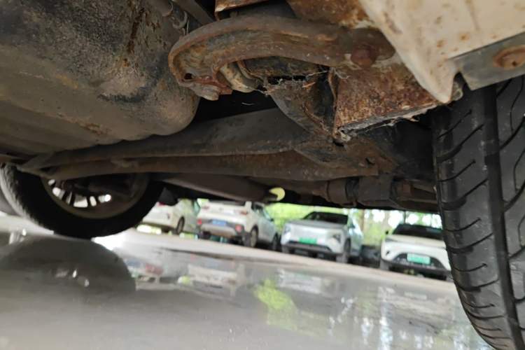 Used CHANGAN Eado 2013 1.6L Manual Junkuo Model China IV Standard Chassis Rear Left