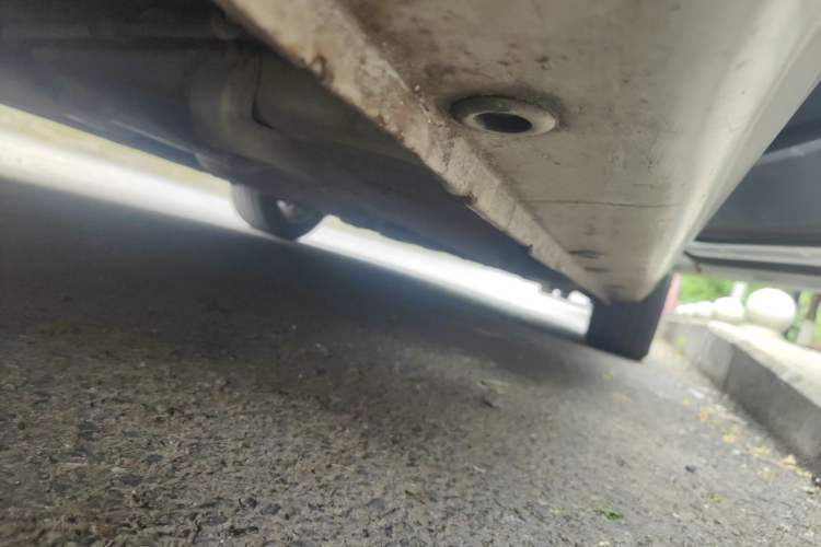 Used CHANGAN Eado 2013 1.6L Automatic ZhiKu Model China IV Standard Chassis Rear Right