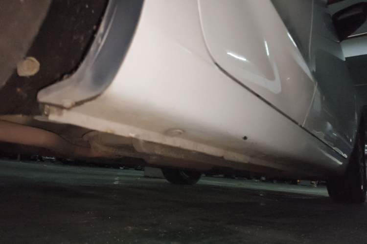 Used CHANGAN Eado 2013 1.6L Automatic Junku Model China IV Standard Chassis Rear Right
