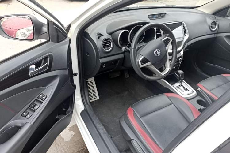 Used CHANGAN Eado 2013 1.6L Automatic Junku Model China IV Standard Driver Seat