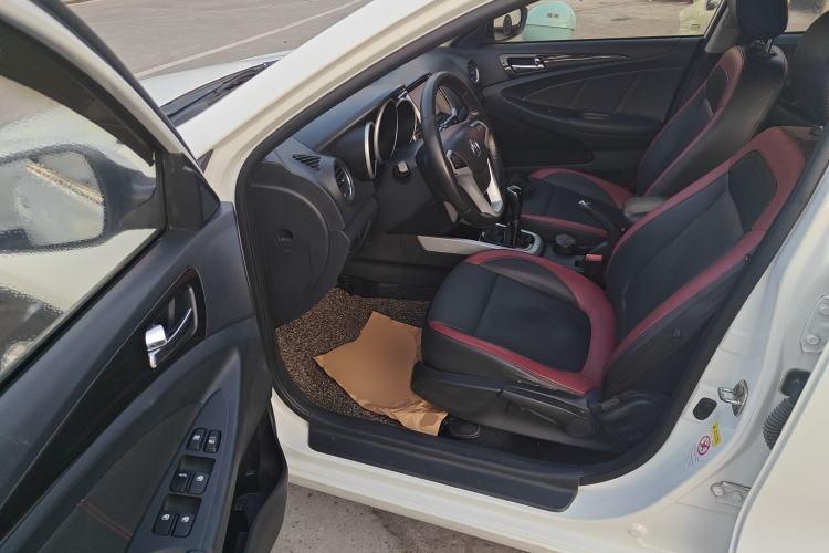 Used CHANGAN Eado 2013 1.6L Manual Junkuo Model China IV Standard Driver Seat