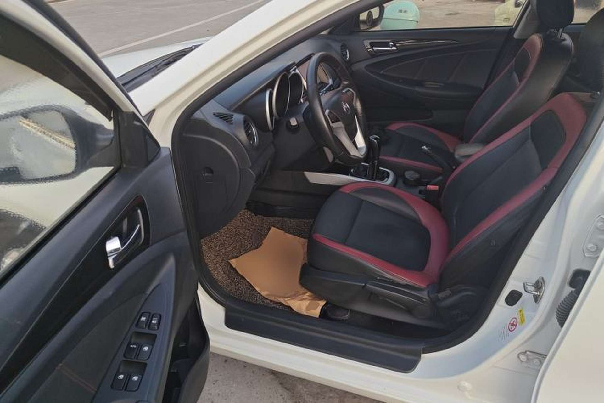 Used CHANGAN Eado 2013 1.6L Manual Junkuo Model China IV Standard Driver Seat