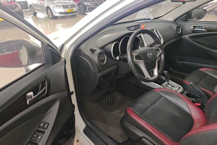 Used CHANGAN Eado 2013 1.6L Automatic Junku Model China IV Standard Driver Seat