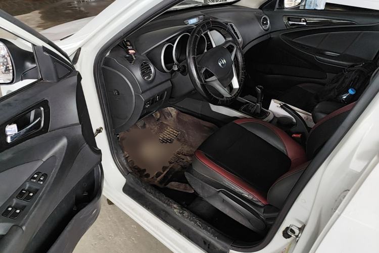 Used CHANGAN Eado 2013 1.6L Manual Junkuo Model China IV Standard Driver Seat