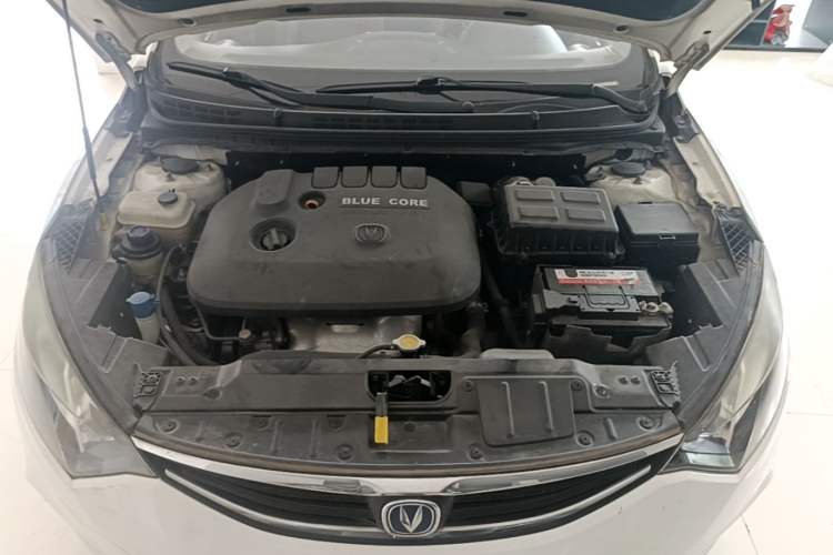 Used CHANGAN Eado 2013 1.6L Automatic Junku Model China IV Standard Engine Bay