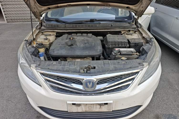 Used CHANGAN Eado 2013 1.6L Manual Luxury Model China V Standard Engine Bay