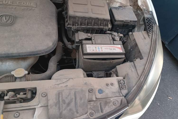 Used CHANGAN Eado 2013 1.6L Manual Junkuo Model China IV Standard Engine Bay Left