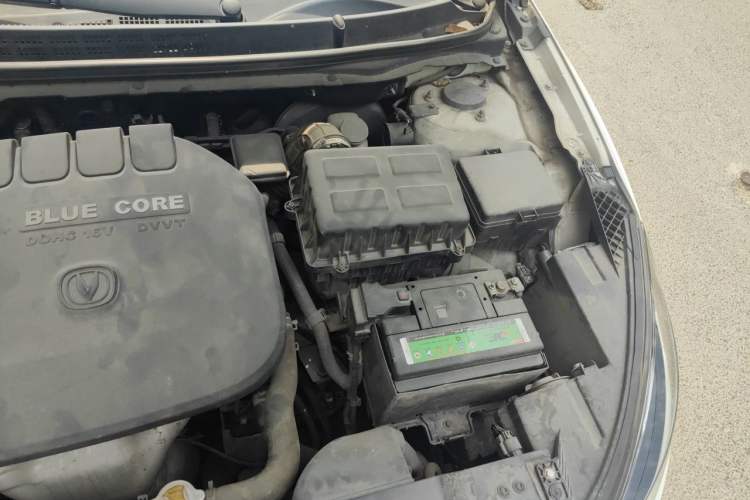 Used CHANGAN Eado 2013 1.6L Automatic ZhiKu Model China IV Standard Engine Bay Left