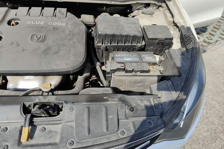 Used CHANGAN Eado 2013 1.6L Manual Junkuo Model China IV Standard Engine Bay Left