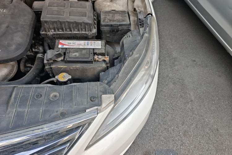 Used CHANGAN Eado 2013 1.6L Manual Luxury Model China V Standard Engine Bay Left