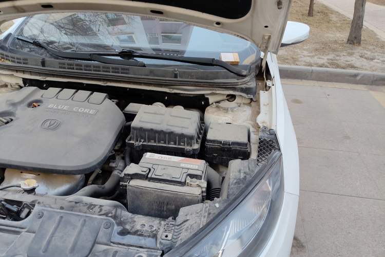 Used CHANGAN Eado 2013 1.6L Manual Junkuo Model China IV Standard Engine Bay Left