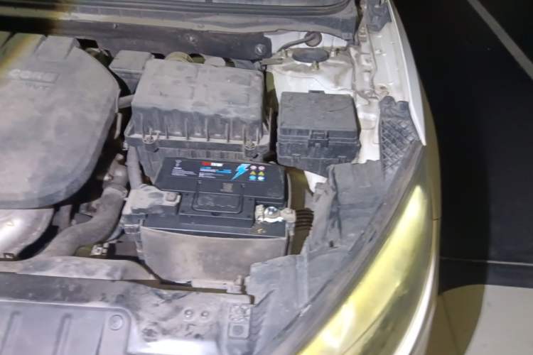 Used CHANGAN Eado 2013 1.6L Manual Junkuo Model China IV Standard Engine Bay Left