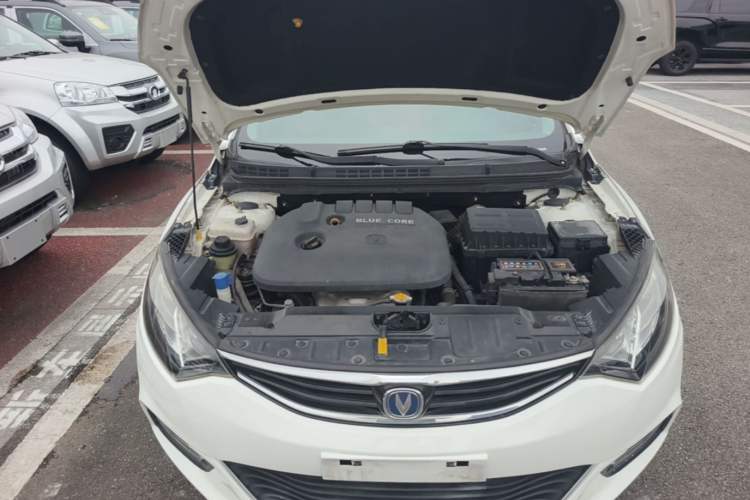 Used CHANGAN Eado 2013 1.6L Automatic Junku Model China IV Standard Engine Bay