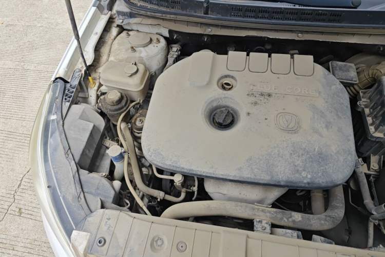 Used CHANGAN Eado 2013 1.6L Manual Luxury Model China V Standard Engine Bay Right