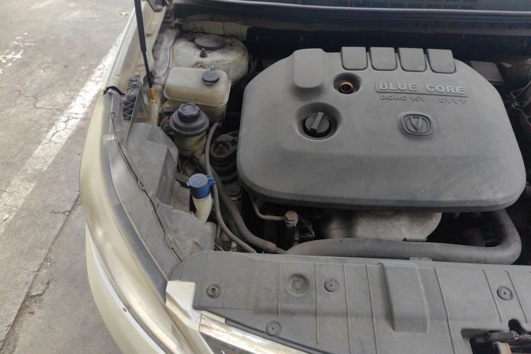 Used CHANGAN Eado 2013 1.6L Manual Luxury Model China V Standard Engine Bay Right