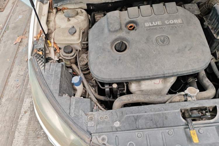 Used CHANGAN Eado 2013 1.6L Manual Junku Model China V Standard Engine Bay Right