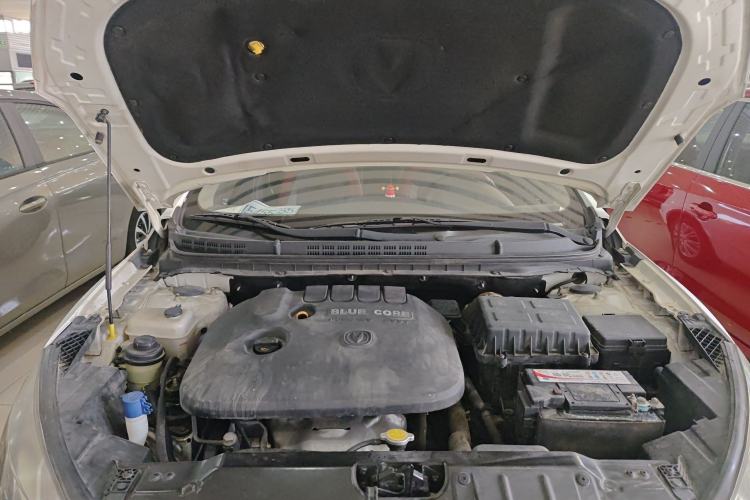 Used CHANGAN Eado 2013 1.6L Automatic Junku Model China IV Standard Engine Bay