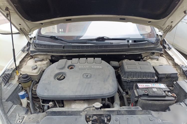 Used CHANGAN Eado 2013 1.6L Automatic Junku Model China IV Standard Engine Bay
