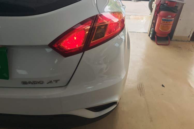 Used CHANGAN Eado 2013 1.6L Manual Junkuo Model China IV Standard Exterior 1