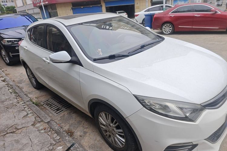 Used CHANGAN Eado 2013 1.6L Automatic Junku Model China IV Standard Exterior 2