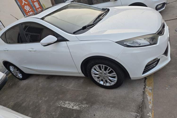 Used CHANGAN Eado 2013 1.6L Manual Junkuo Model China IV Standard Exterior 2