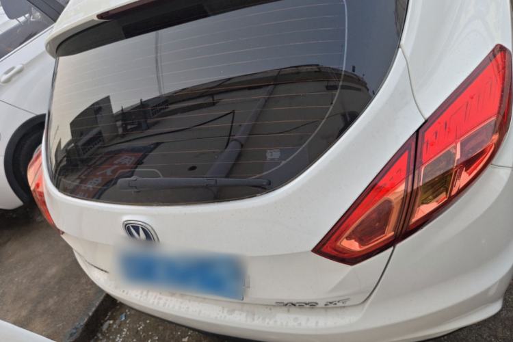 Used CHANGAN Eado 2013 1.6L Manual Junkuo Model China IV Standard Exterior 4