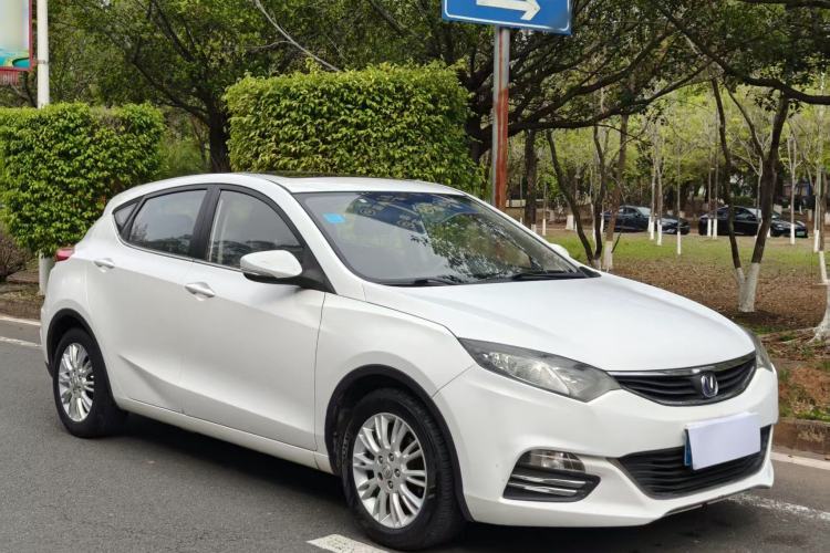 Used CHANGAN Eado 2013 1.6L Manual Junkuo Model China IV Standard Exterior 5