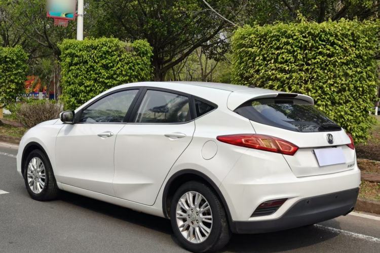 Used CHANGAN Eado 2013 1.6L Manual Junkuo Model China IV Standard Exterior 6