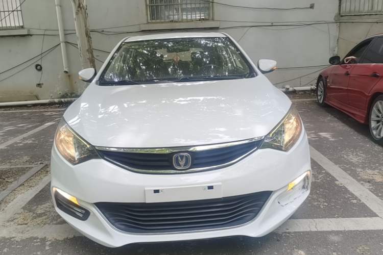 Used CHANGAN Eado 2013 1.6L Automatic Junku Model China IV Standard Front