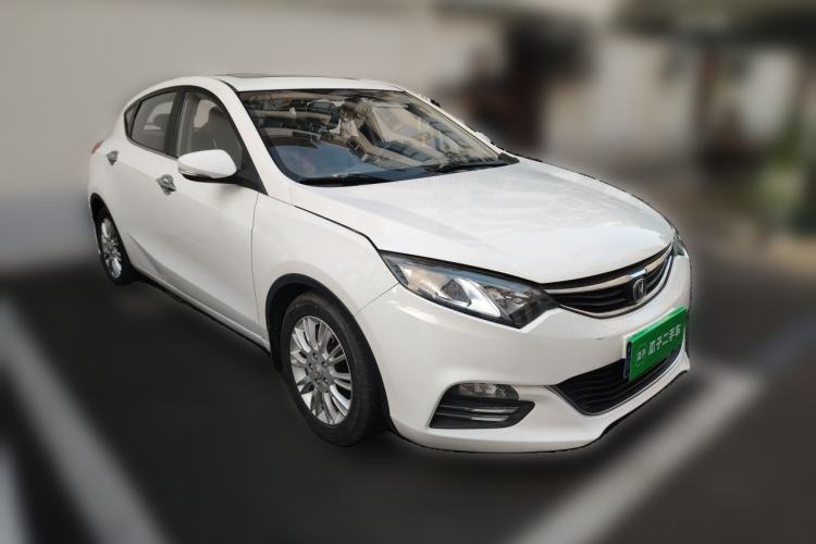 Used CHANGAN Eado 2013 1.6L Manual ZhiKu Model China IV Standard Front Right 45 Deg