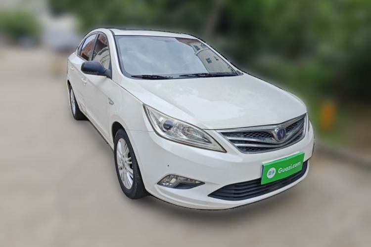 Used CHANGAN Eado 2013 1.6L Manual Luxury Model China V Standard Front Right 45 Deg