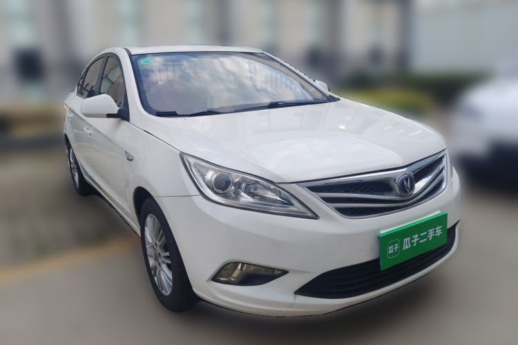 Used CHANGAN Eado 2013 1.6L Manual Luxury Model China V Standard Front Right 45 Deg