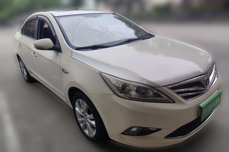 Used CHANGAN Eado 2013 1.6L Manual Luxury Model China V Standard Front Right 45 Deg
