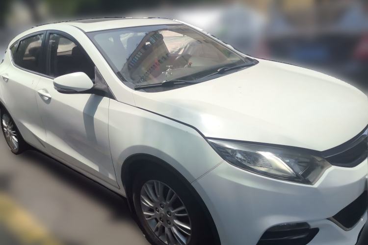 Used CHANGAN Eado 2013 1.6L Manual Junkuo Model China IV Standard Front Right 45 Deg