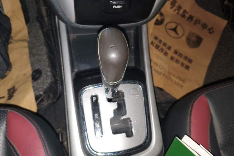 Used CHANGAN Eado 2013 1.6L Automatic Junku Model China IV Standard Gear Lever