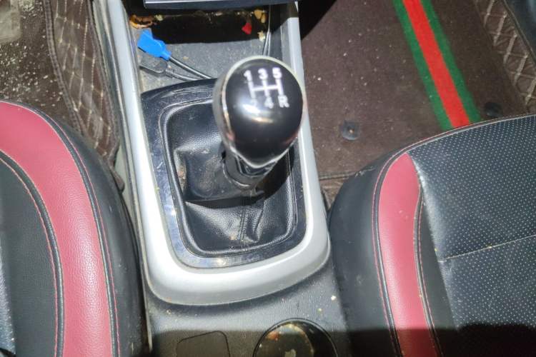 Used CHANGAN Eado 2013 1.6L Manual Junku Model China V Standard Gear Lever