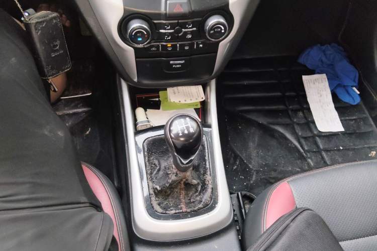 Used CHANGAN Eado 2013 1.6L Manual Junku Model China V Standard Gear Lever