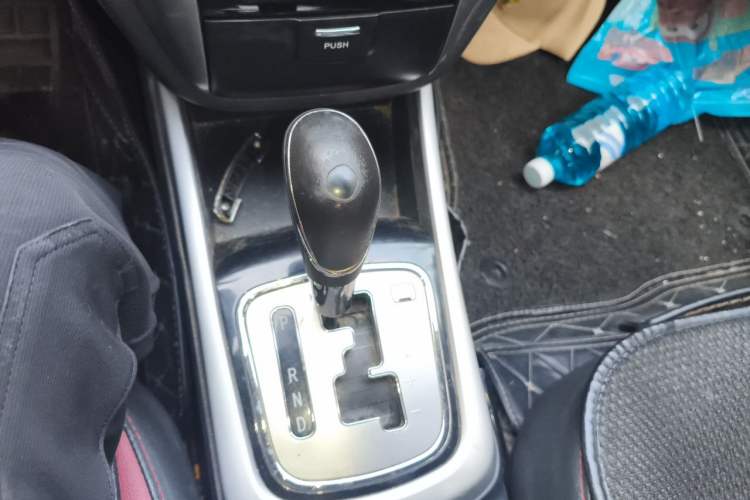 Used CHANGAN Eado 2013 1.6L Automatic Junku Model China V Standard Gear Lever