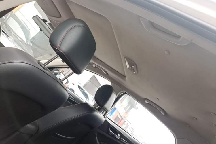 Used CHANGAN Eado 2013 1.6L Automatic Junku Model China IV Standard Headliner