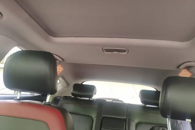 Used CHANGAN Eado 2013 1.6L Automatic Junku Model China IV Standard Headliner