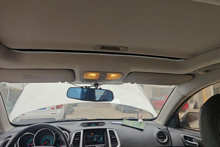 Used CHANGAN Eado 2013 1.6L Automatic Junku Model China IV Standard Headliner