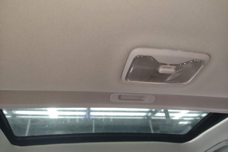 Used CHANGAN Eado 2013 1.6L Automatic Junku Model China IV Standard Headliner