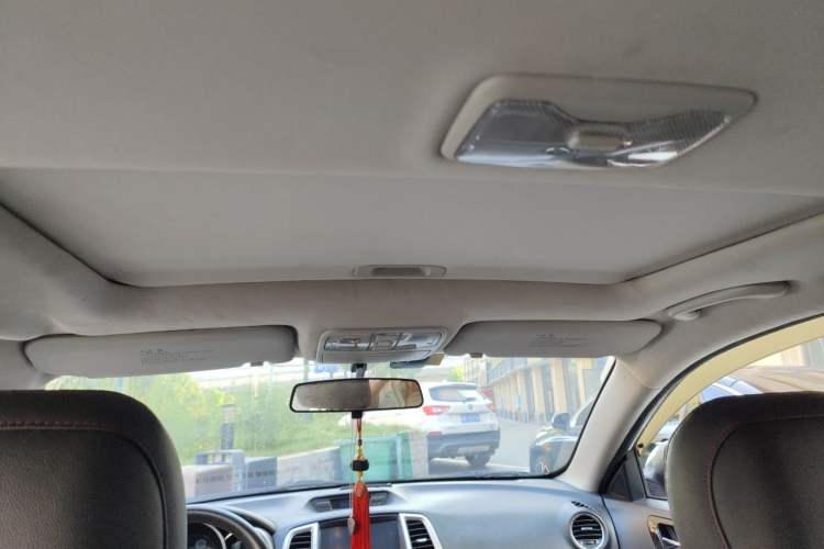 Used CHANGAN Eado 2013 1.6L Automatic Junku Model China IV Standard Headliner